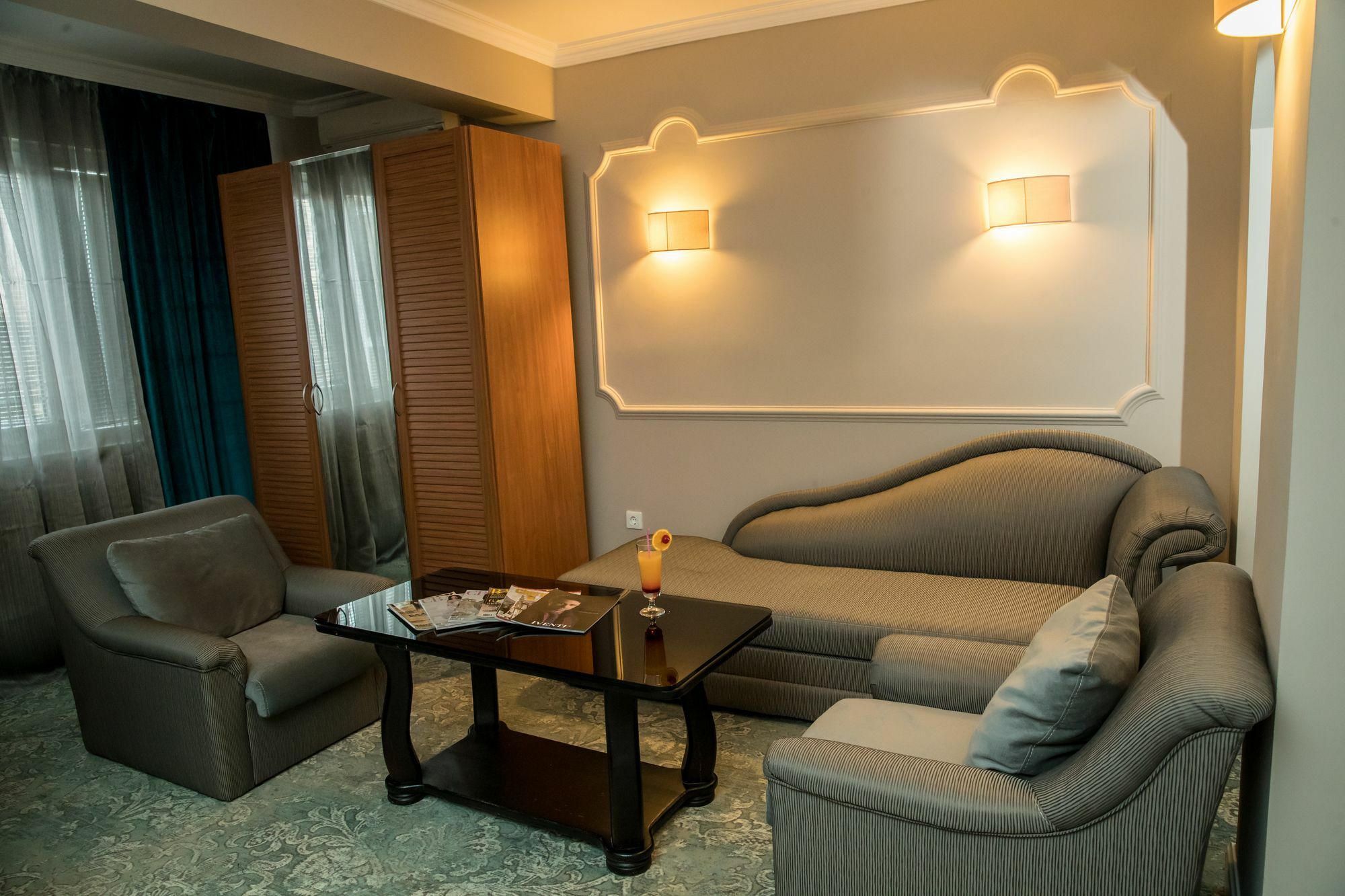 Atlantic Hotel - Free Parking Sofia Luaran gambar
